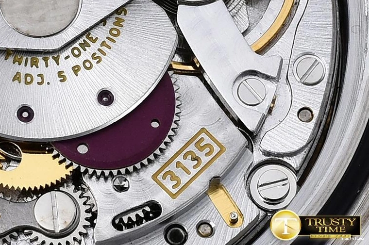 1202 ROLSD061 – SeaDweller UrbanChic 1020